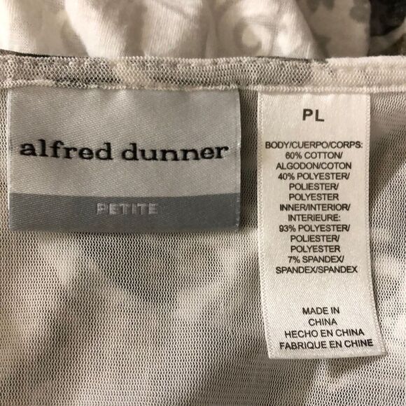 Alfred Dunner top Size PL floral burnout lined round neckline metallic highlight - Picture 4 of 5